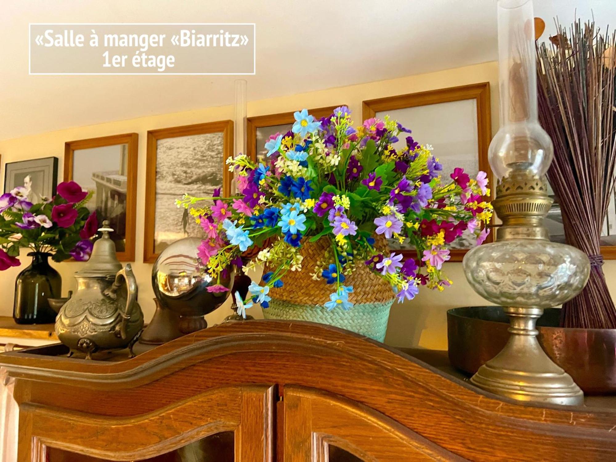 Villa Merkel - 27 Pers - 11 Chambr - 10 Wc - Piscine อองเกลต์ ภายนอก รูปภาพ